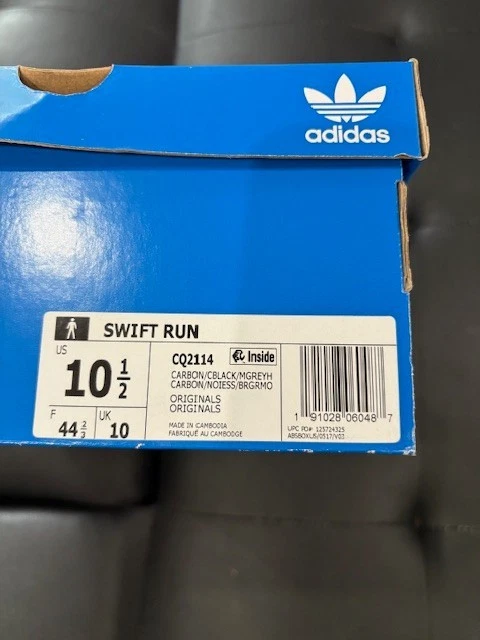 Adidas Swift Run CQ2114 - Carbono/Negro/Gris - Para hombres 10.5 Foto 2 de 4