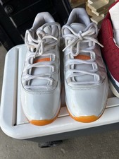 Jordan Air Jordan 11 Low Men s Low Top Lace-U...