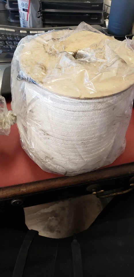COMPRESSION  PTFE Gland Packing 3/8" 44 FEET PTFE Pump & Valve Gland Packing - Image 2 of 4