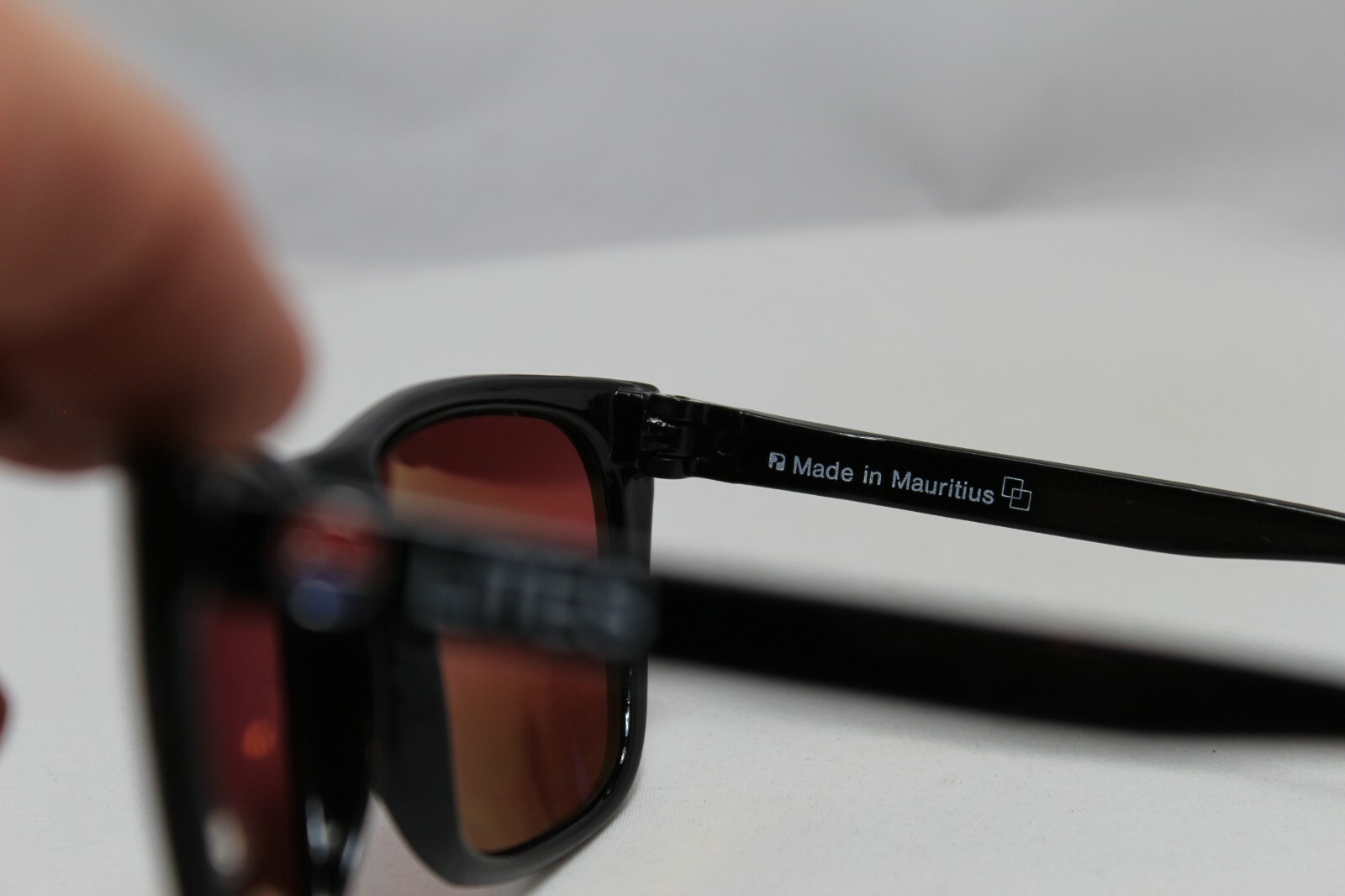 SKY LITES MADE IN MAURITIUS SUNGLASSES Gem