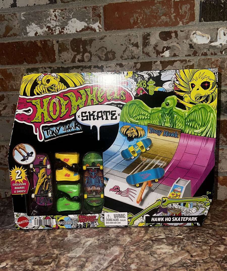 HOT WHEELS - Finger Board - Tony Hawk HQ Skate Park - BRAND 