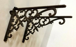 SET OF 2 FANCY FLEUR DE LIS WALL SHELF BRACKET Ornate Corbel Brace Bronze Finish