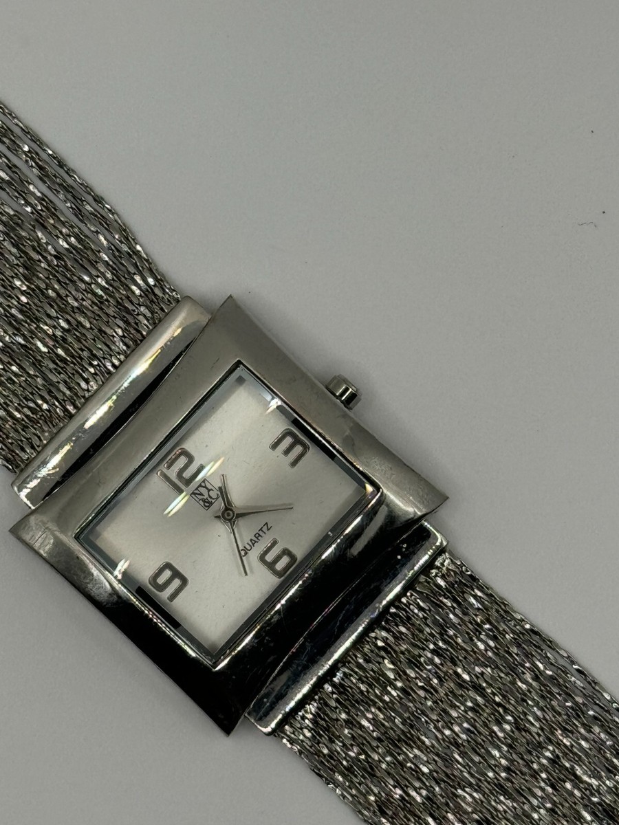 NY&C Quartz Women display picture 2
