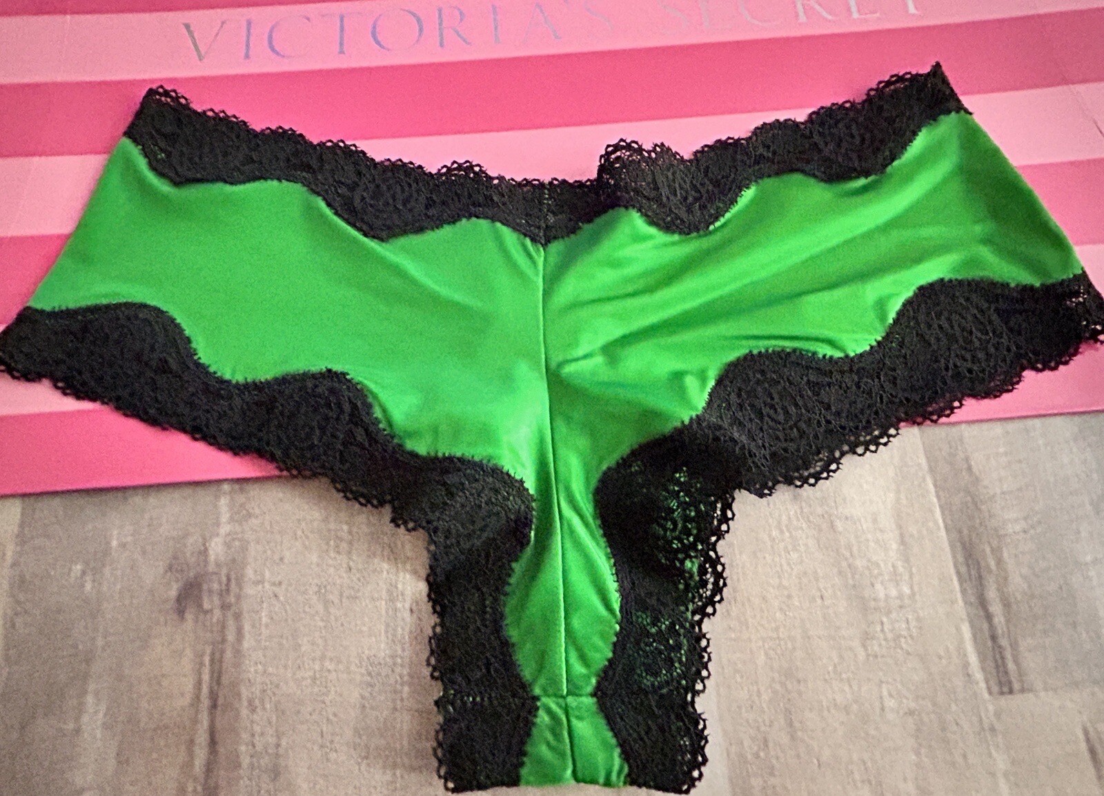NWT VICTORIAS SECRET SEXY SILKY SATIN CHEEKY PANTY w LACE TRIM XS VTG
