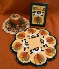 PATTERN AuTuMn ShEeP Penny Rug/Candle Mat Pumpkins Sheep PATTERN