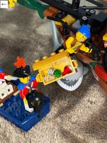 LEGO Pirates Brickbeard's Bounty 6243 In 2009 Used Retired Complete