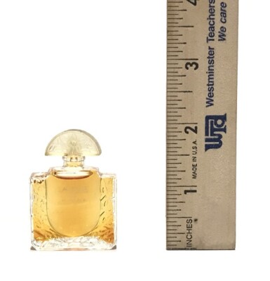 Lalique Women 0.15 oz 4.5 ml Eau De Toilette Dab-On Splash Nib