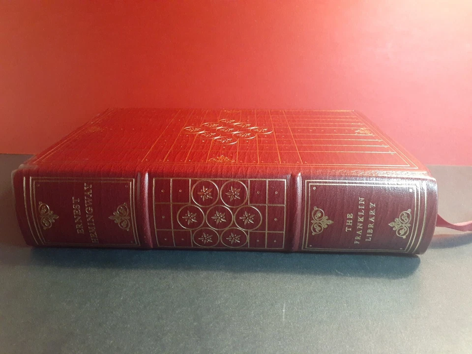 ERNEST HEMINGWAY - The FRANKLIN LIBRARY 1977 Limited Edition LIKE NEW - Image 4 of 4