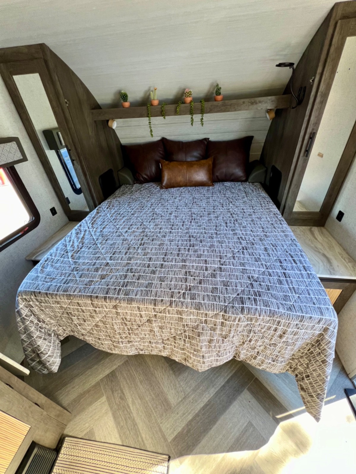 2020 22ft Forest River  Wildwood X-Lite