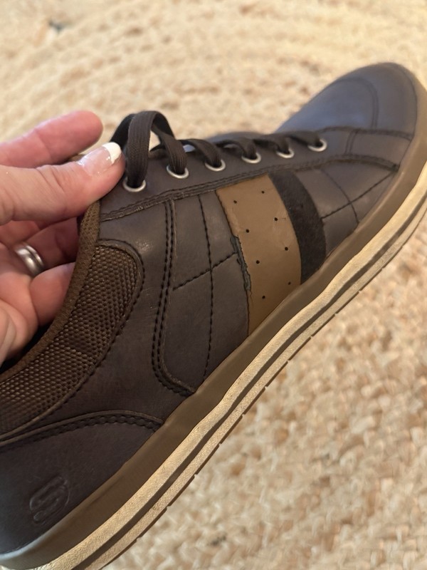 Skechers Relaxed Fit Mens 12 Brown Leather Tie Sneakers Foam 63619 Stripes