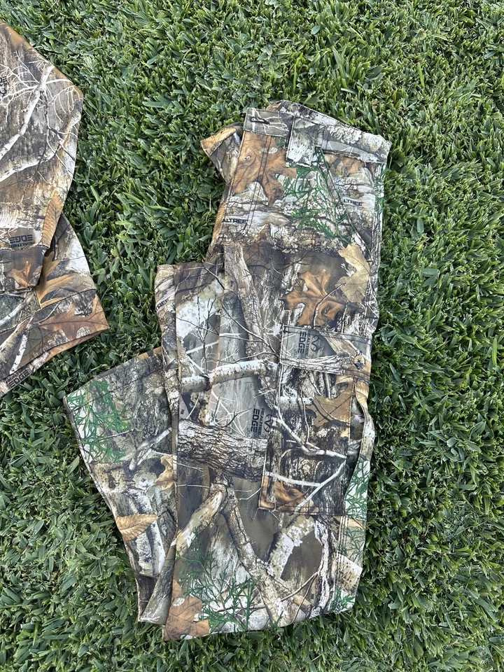 Conjunto de sudadera y pantalones de caza Kings camuflados Foto 2 de 4