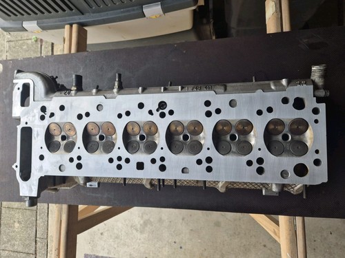 Zylinderkopf BMW E36 320i E39 520i E36 M52 Motor Einzelvanos