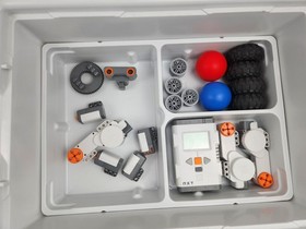 LEGO Mindstorms NXT 9797 Set Tested Complete AA Battery Version