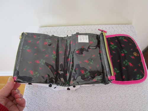 Betsey Johnson White Black Polka Dot Pink Bow Heart Accent Makeup Bag New - Picture 9 of 13