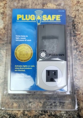 Plug & Safe Activates Lights or Radio When Doors/Windows are Touched