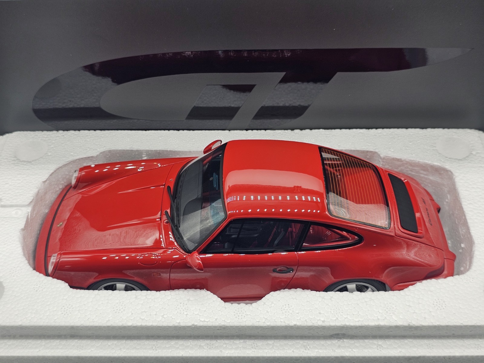 Porsche Carrera 911 964 RS Rosso 1:18 GT SPIRIT In Box