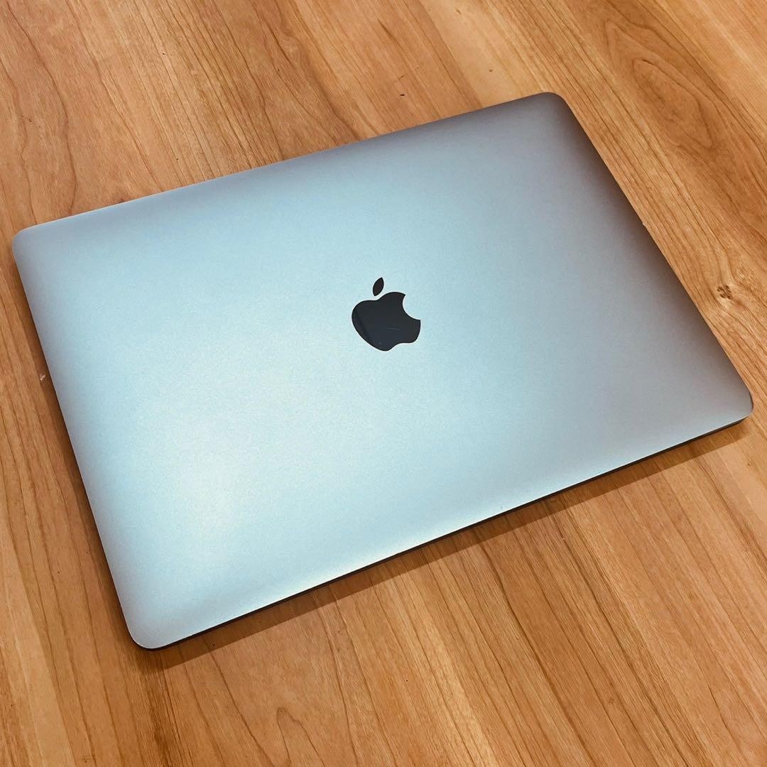Apple MacBook Pro 13inch 2020 M1 16GB 512GB Space Gray