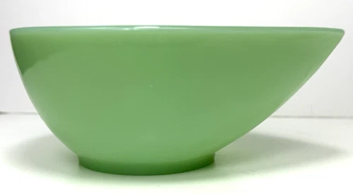Vtg Fire King Jadite Green Small Teardrop Nesting Stacking Bowl 6.5" Swedish Mod