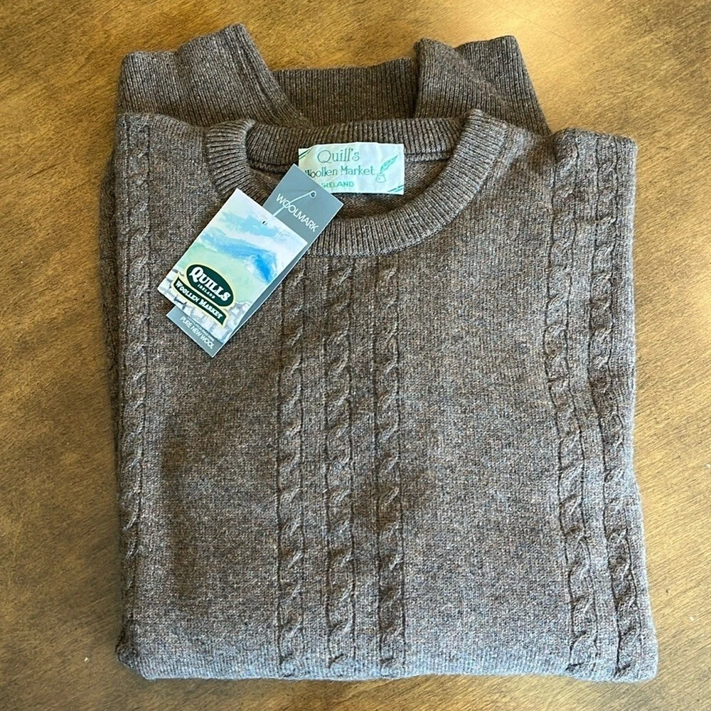 QUILL’S Woollen Market Ireland 100% Tan wool sweater Size XL