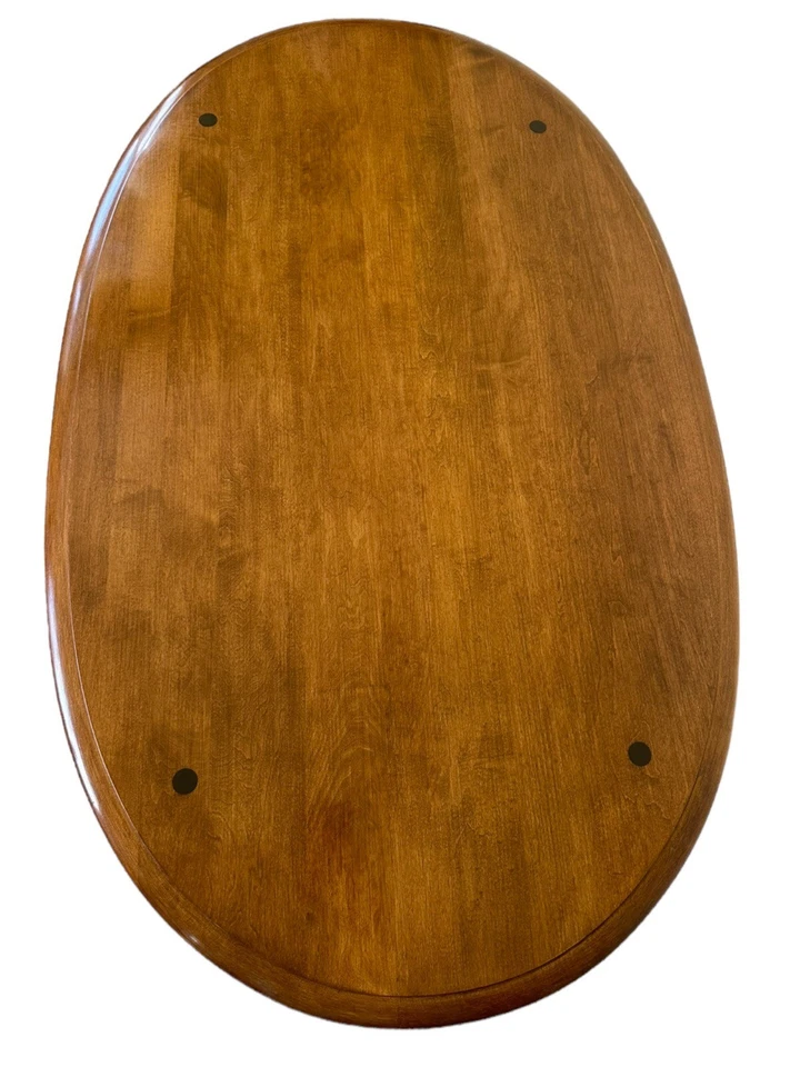 1980s Ethan Allen Heirloom Nutmeg Maple Traditional Queen Anne Oval Coffee Table - Image 3 of 4
