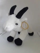 Goat Plush Curto Toy