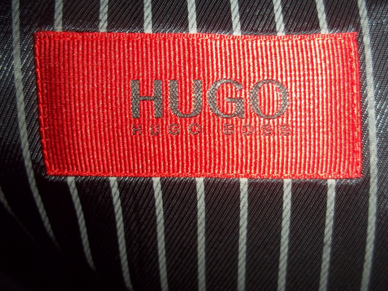 ( Hugo Boss pale black shadow striped 2buttons wool suit 44L~Pants W36" x 33"L ) thumbnail 9