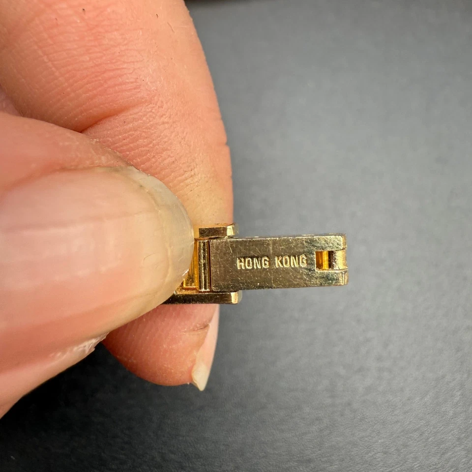 Reloj de cóctel Helbros para dama bisel tono dorado cuarzo diamante piedras zafiro Foto 4 de 4