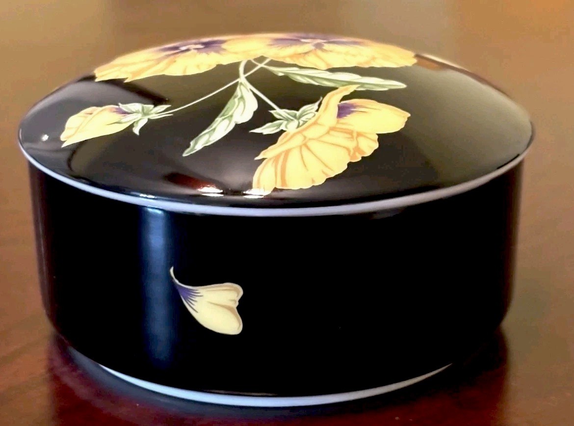 Tiffany & Co. Tiffany Wildflowers Porcelain Trinket Box With Lid