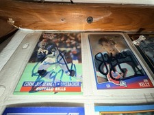 Buffalo Bills Autographed vintage Card Lot Jim Kelly , Thurman , Bennett , Reich