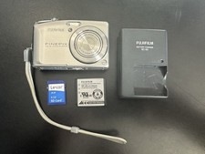 Fujifilm FinePix F Series F50se 12.0MP Digital Camera | Charger | Memory |Tested
