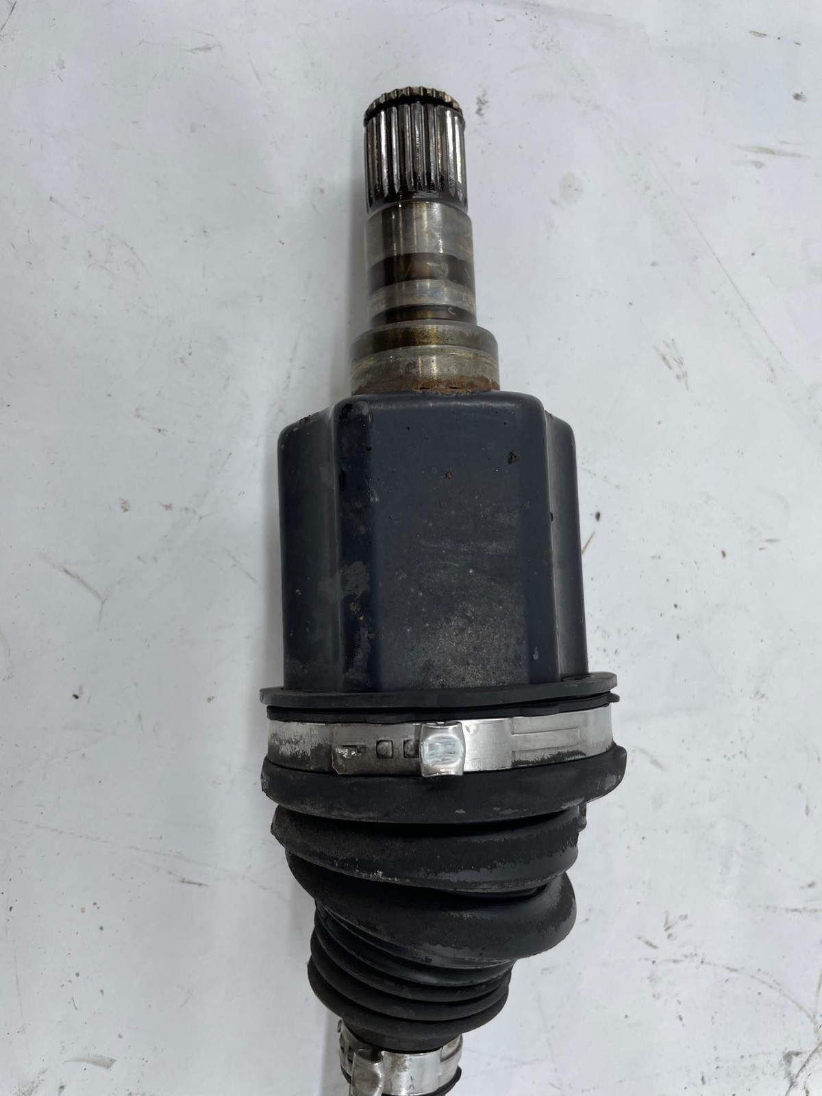 2014 Maserati Quattroporte S RH Passenger Front CV Axle Shaft With Axle Nut OEM