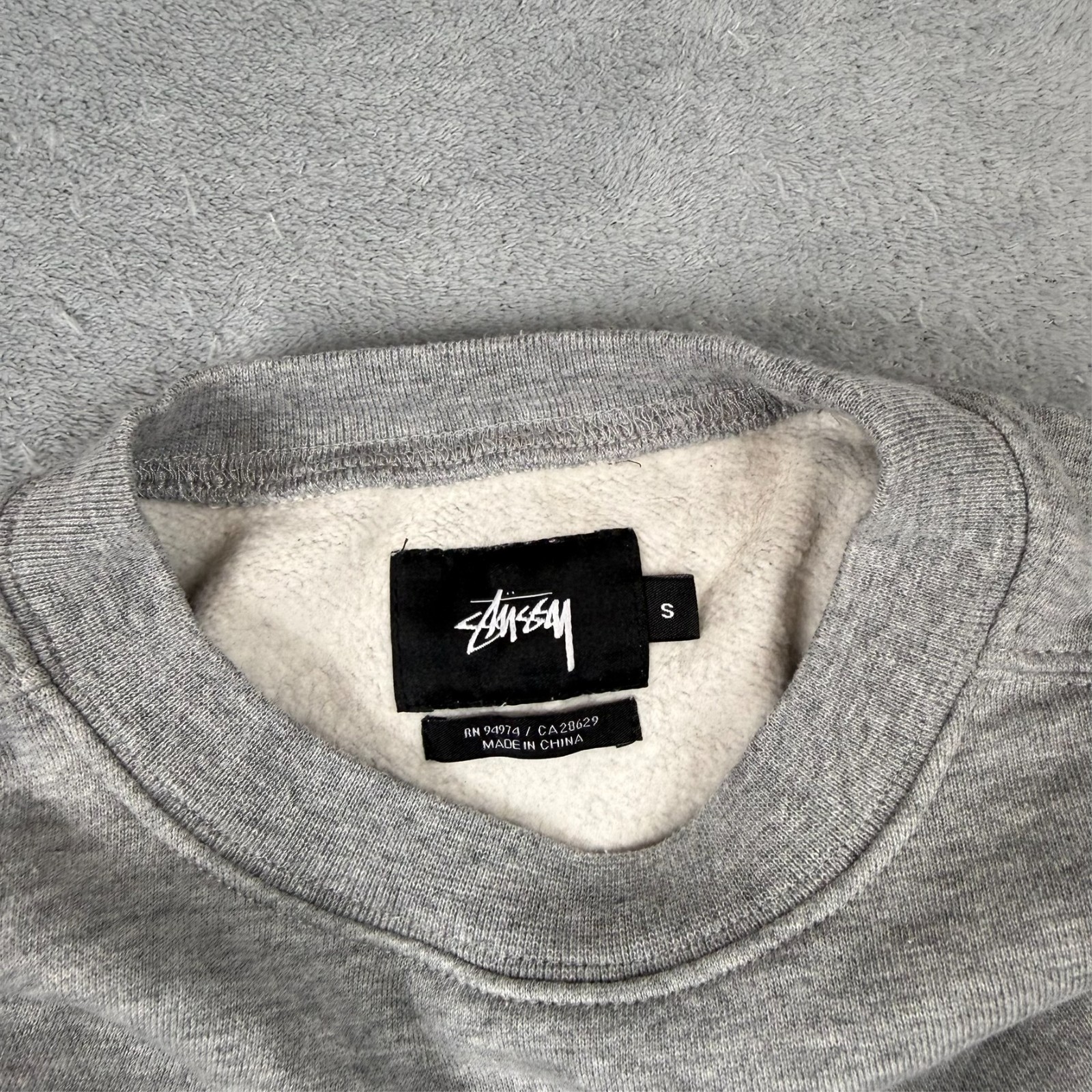 Vintage Stussy International 2000's Grey Yellow Panel Spellout Small Sweatshirt image 6