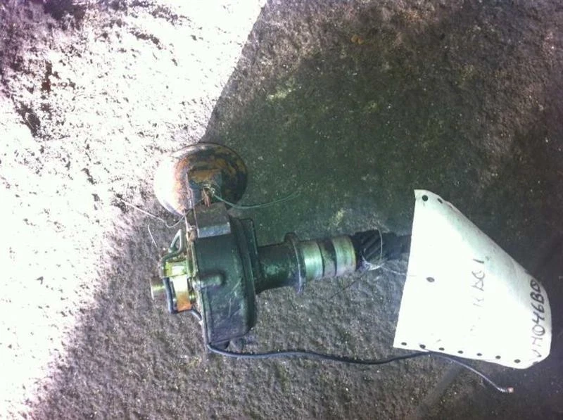 73 74 CHEVY 10 PICKUP DISTRIBUIDOR 6-250 4,1 LITROS - Imagem 2 de 2