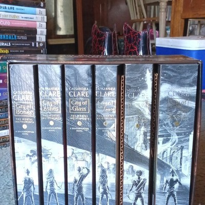 Cassandra Clare The Mortal Instruments Complete Collection Box Set 6 Books