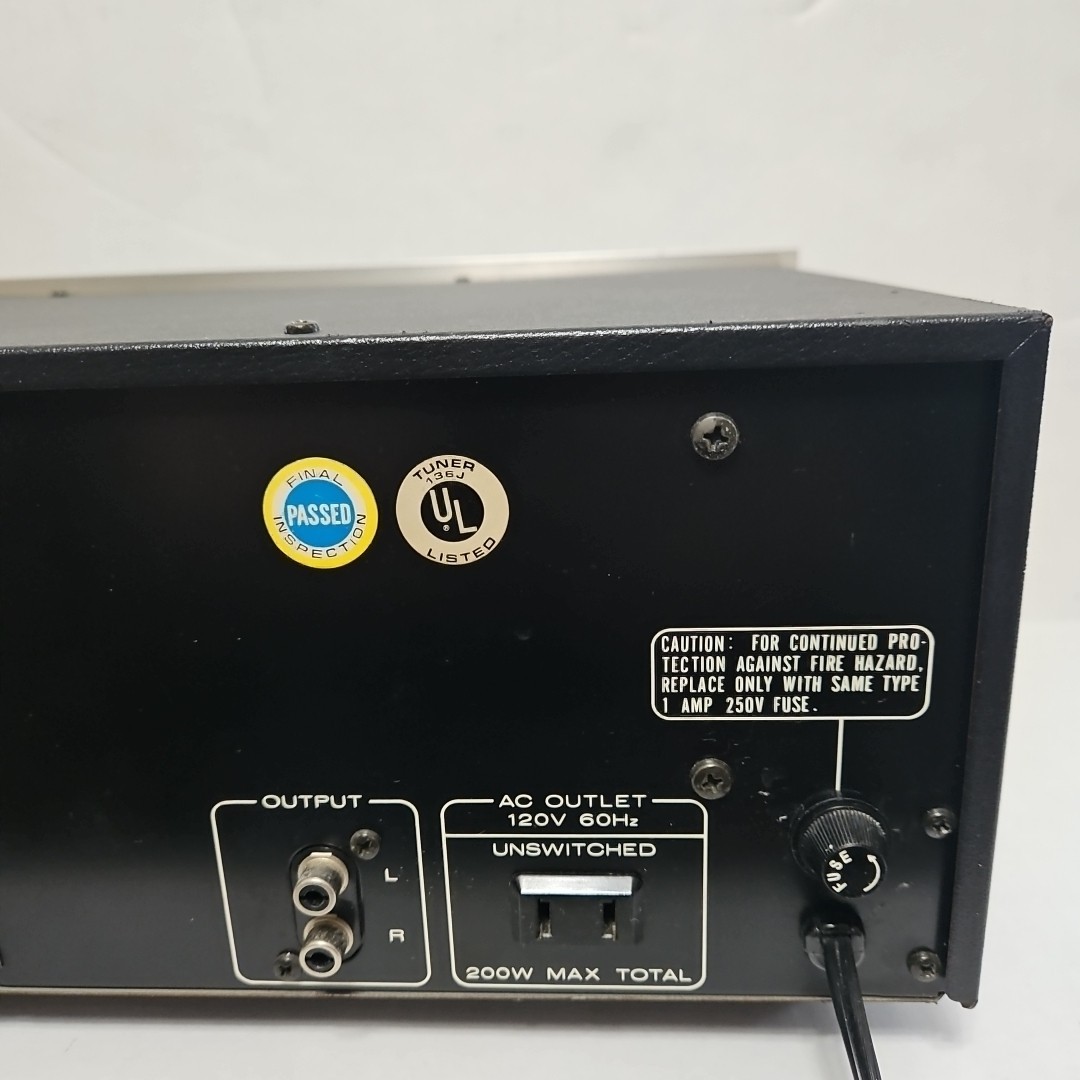 Marantz Model 2100 Stereophonic AM/FM Stereo Tuner Vintage Silver