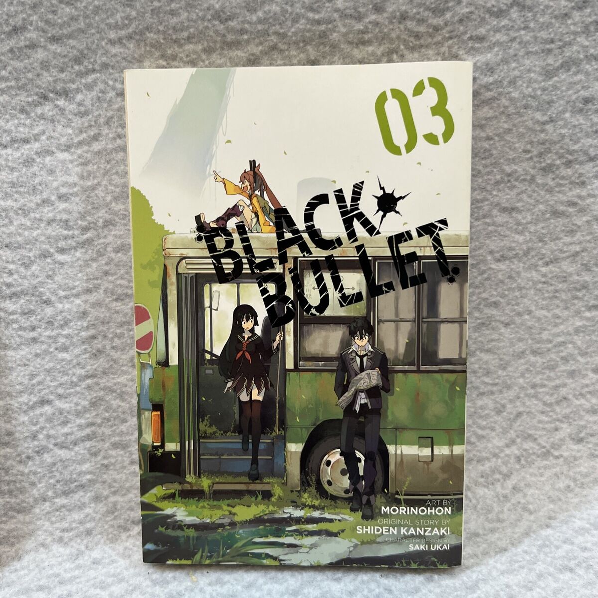  Black Bullet, Vol. 2 - manga (Black Bullet (manga), 2) (Volume  2): 9780316345132: Kanzaki, Shiden: Books