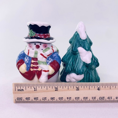 Pupazzo di neve natalizio e albero sale e pepe shaker, ceramica vacanze invernali - Foto 10 di 11