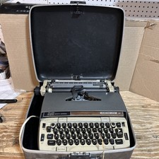 Smith Corona Electra 210 Electric Portable Typewriter thumbnail