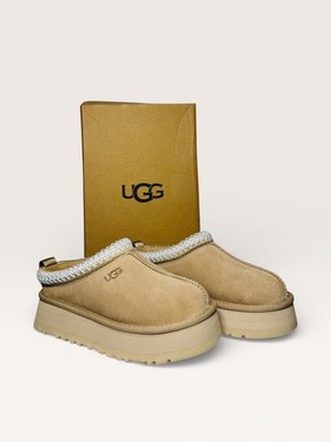 Brand New in Box UGG Women's Tazz Sand Suede Slip-On Mules Size 5