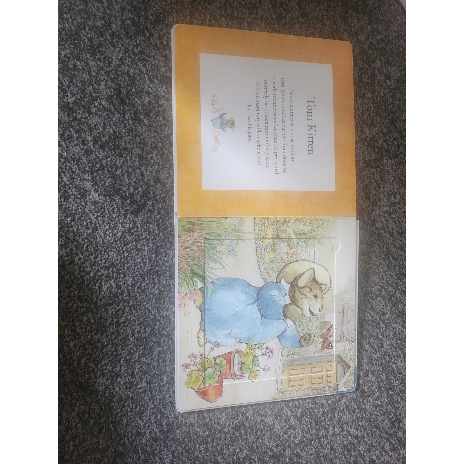 Peter Rabbit - My First Puzzle Book image 7