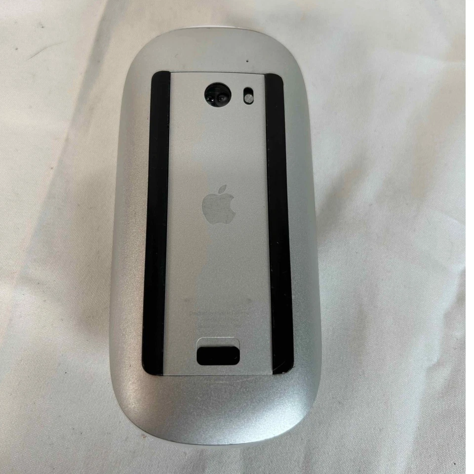 Apple Magic Mouse 2 Wireless Bluetooth Rechargeable Mouse A1296 White - Image 2 of 4