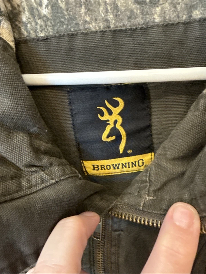 Browning For Her Canvas Hunting  Vest Women’s Size: Large       Olive/Tan/camo - Image 3 of 4