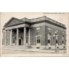 United States Post Office Macon MO Postcard PC393