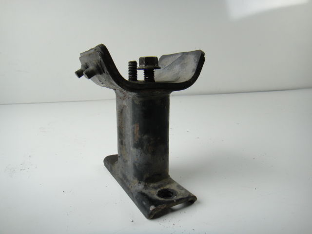 1984 Kawasaki ZN1300 Voyager/84 ZN 1300 OEM Front Frame Bracket | eBay