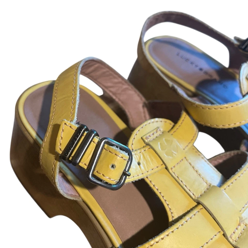 Sandalia Zueco Lucky Brand Jemimmy Cuero Superior Amarillo Verano EE. UU. 7,5 M/38 Foto 2 de 4