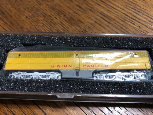 Locomotora ficticia sin motor escala N Con-Cor Union Pacific PB-1 001-002048 | Zustand: New