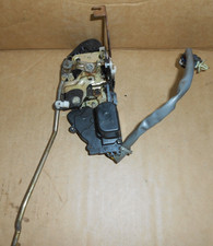 Kia Sedona SE 2.9cc Diesel 2003  O/S front central locking door catch
