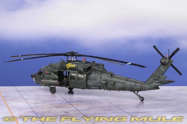 Panzerkampf 1: 72 MH-60L 黑鹰 美国陆军 160th SOAR 夜行者 枪手 — 第 2/4 张图片