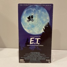 E.T. The Extra-Terrestrial on VHS 1988 Green and Black Tape - Steven Spielberg