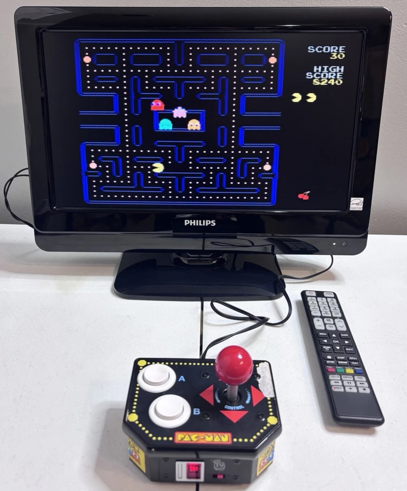 Philips 19PFL3504D/F7 19-Inch LCD HDTV Vintage Retro Gaming TV / Monitor - Image 4 of 4